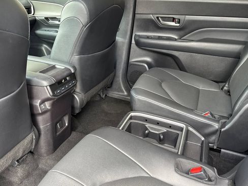 Certified 2025 Toyota Grand Highlander FWD image 15