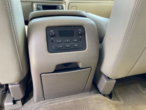 Used 2005 Chevrolet Suburban LT w/ Preferred Equipment Group AWD/4WD image 16