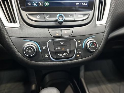 Used 2024 Chevrolet Malibu RS w/ LPO, Floor Liner Package FWD image 17