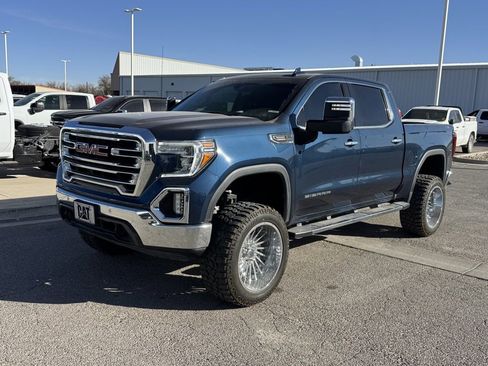 Used 2021 GMC Sierra 1500 SLT w/ SLT Premium Plus Package image 1