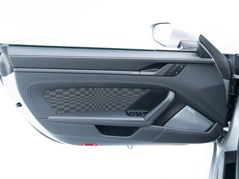 Certified 2026 Porsche 911 GTS image 23