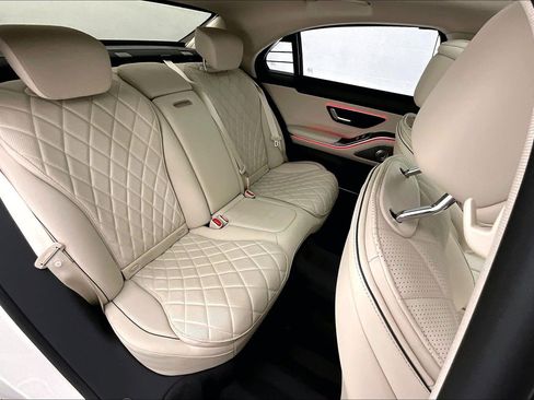 Certified 2022 Mercedes-Benz S 580 4MATIC Sedan image 16