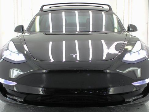 Used 2021 Tesla Model 3 Performance image 26