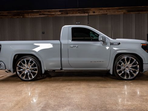 Used 2025 GMC Sierra 1500 Pro w/ Convenience Package image 10