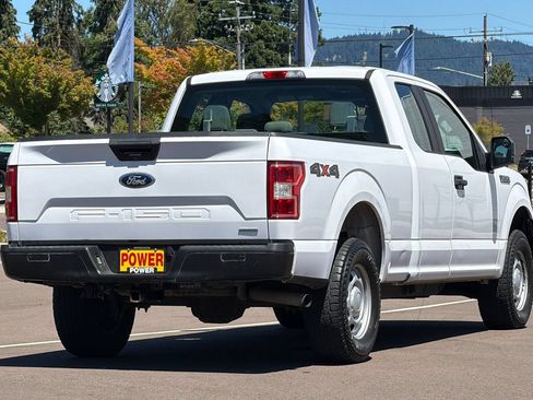Used 2018 Ford F150 XL w/ Equipment Group 101A Mid AWD/4WD image 4