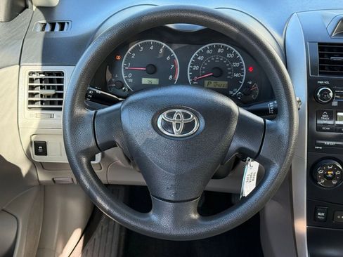 Used 2012 Toyota Corolla L image 14