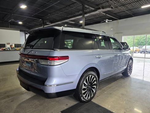 Used 2023 Lincoln Navigator Black Label AWD/4WD image 4