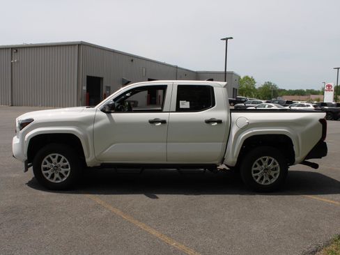 New 2026 Toyota Tacoma SR RWD image 5