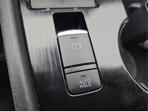 Used 2024 Nissan Rogue SL w/ SL Premium Package image 20