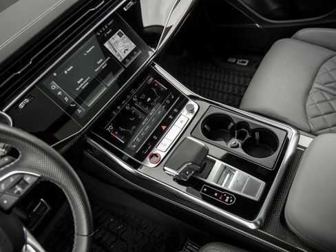 Used 2023 Audi SQ8 Premium Plus AWD/4WD image 31
