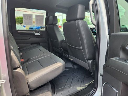 Used 2024 Chevrolet Silverado 2500 LTZ image 8
