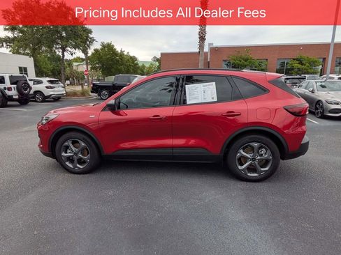 Used 2025 Ford Escape ST-Line FWD image 7