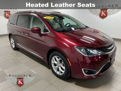Used 2018 Chrysler Pacifica Touring-L Plus w/ Advanced Safetytec Group