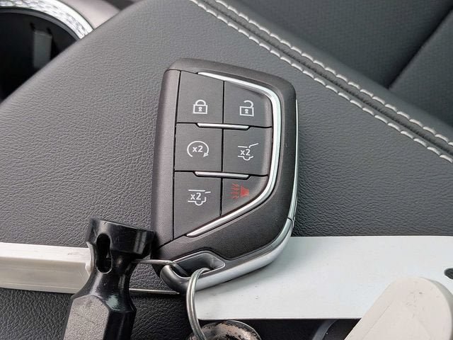 New 2027 Cadillac Vistiq Sport AWD/4WD image 35