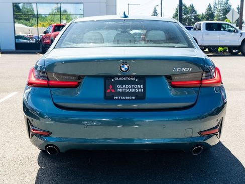 Used 2020 BMW 330i Sedan w/ Convenience Package RWD image 5