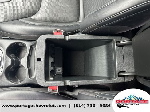 Used 2023 Jeep Cherokee Altitude Lux AWD/4WD image 28