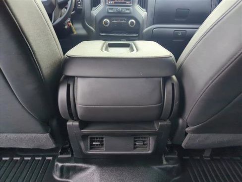 Used 2021 GMC Sierra 1500 2WD Crew Cab w/ Sierra Value Package image 26