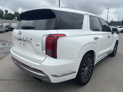 Used 2023 Hyundai Palisade Calligraphy AWD/4WD image 3