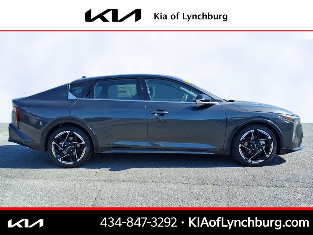 New 2026 Kia K4 GT-Line w/ GT-Line Premium Package FWD image 3