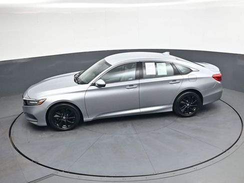 Used 2019 Honda Accord LX image 27