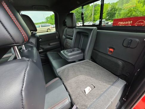 Certified 2025 Nissan Frontier PRO-4X w/ Pro Premium Package AWD/4WD image 24