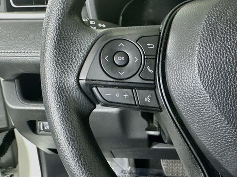 Certified 2025 Toyota RAV4 XLE AWD/4WD image 16