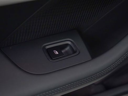 New 2025 Porsche Taycan GTS image 17