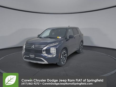 Used 2024 Mitsubishi Outlander SE image 6