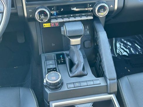Certified 2025 Toyota 4Runner Limited AWD/4WD image 23