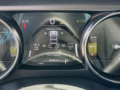 Used 2023 Jeep Wrangler Unlimited Rubicon 4xe w/ Cold Weather Group AWD/4WD image 13