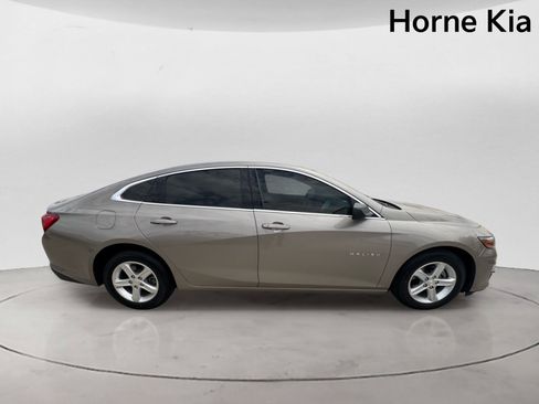 Used 2023 Chevrolet Malibu LS FWD image 3