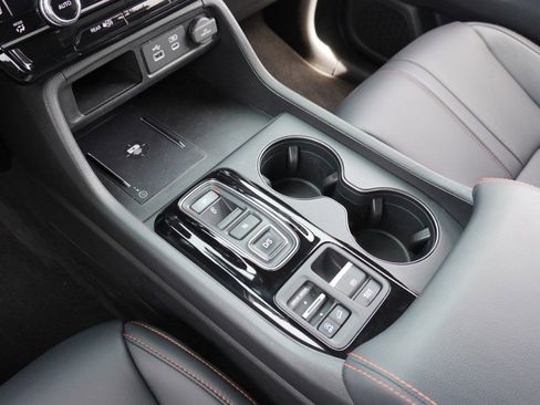 Used 2023 Honda Pilot TrailSport image 19