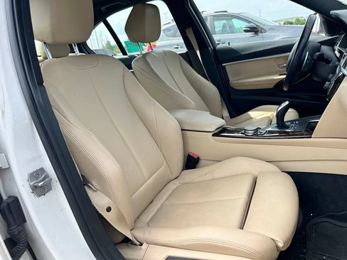 Used 2017 BMW 330i xDrive Sedan AWD/4WD image 11