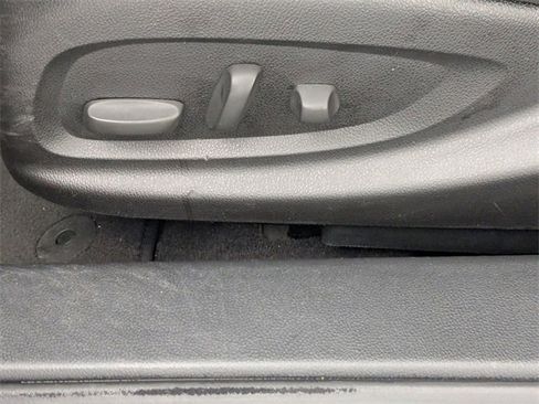 Used 2014 Chevrolet SS image 16