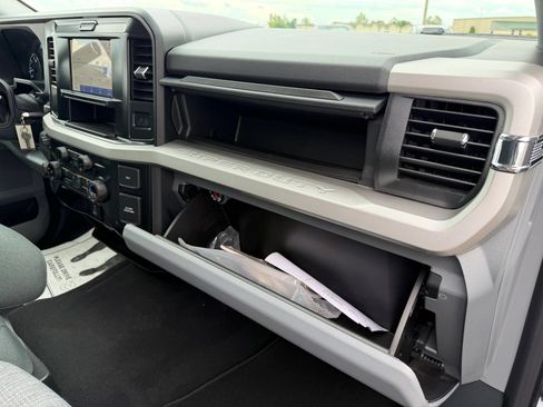 Used 2025 Ford F350 XLT AWD/4WD image 32