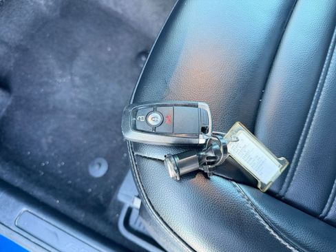 Used 2024 Ford Edge SEL image 21