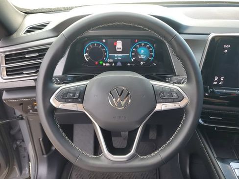 Used 2024 Volkswagen Atlas Cross Sport SE AWD/4WD image 21