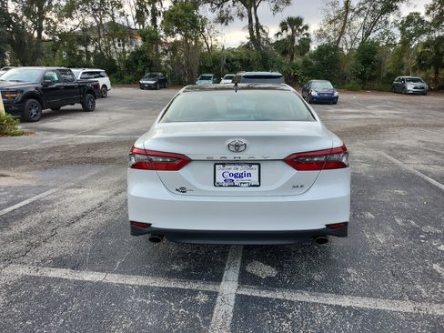Used 2024 Toyota Camry XLE image 4