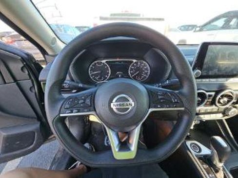Used 2023 Nissan Sentra SV image 19