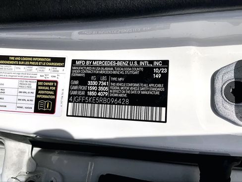 Certified 2024 Mercedes-Benz GLS 450 4MATIC image 38