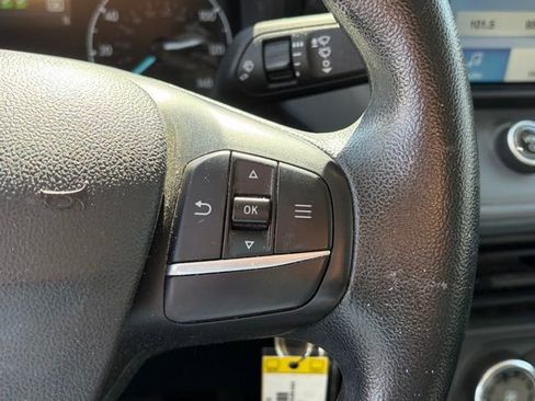 Used 2022 Ford Maverick XL image 16