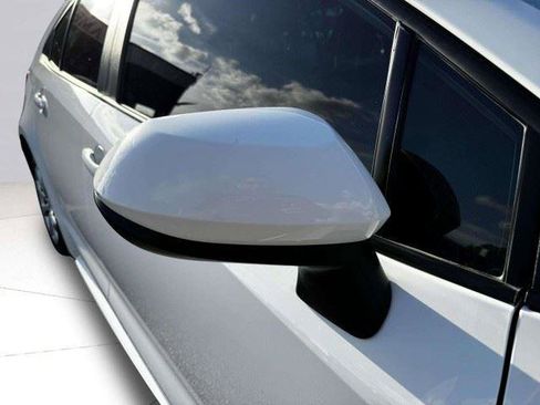 Used 2024 Toyota Corolla LE FWD image 11