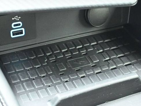 Used 2024 Ford Mustang GT Premium RWD image 16