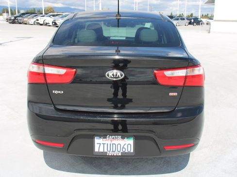 Used 2014 Kia Rio LX w/ Power Package FWD image 4