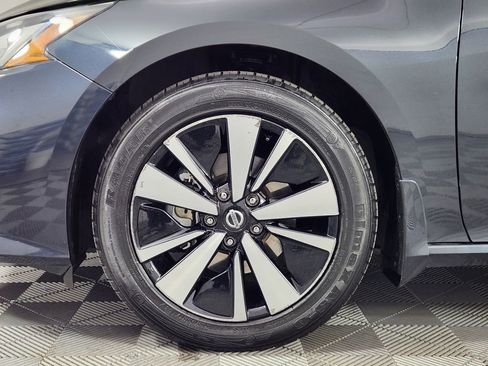 Used 2022 Nissan Altima 2.5 SV AWD/4WD image 15