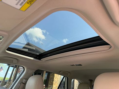Used 2019 Subaru Outback 2.5i Limited AWD/4WD image 14