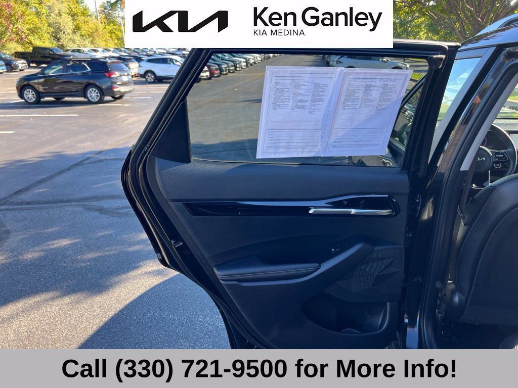Certified 2025 Kia Seltos S AWD/4WD image 44