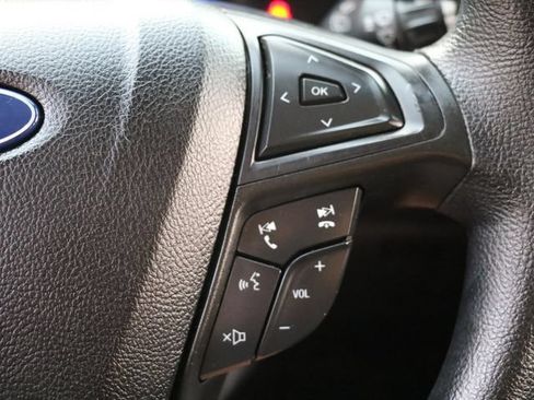 Used 2021 Ford Edge SE FWD image 27