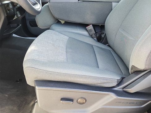 Used 2024 Ford F250 XLT w/ FX4 Off-Road Package image 7