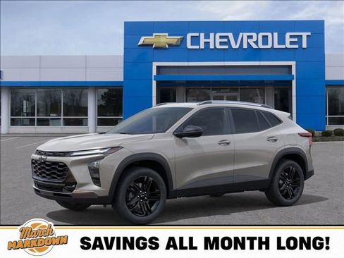 New 2026 Chevrolet Trax ACTIV w/ Sunroof Package image 2